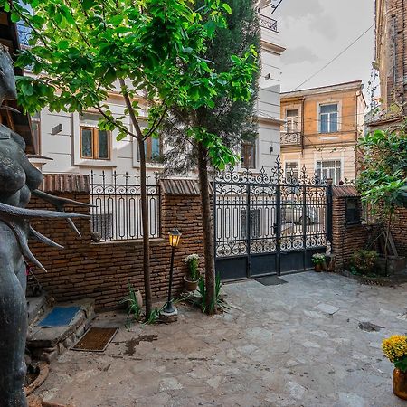 Gallery Apartment Tbilisi Exterior photo