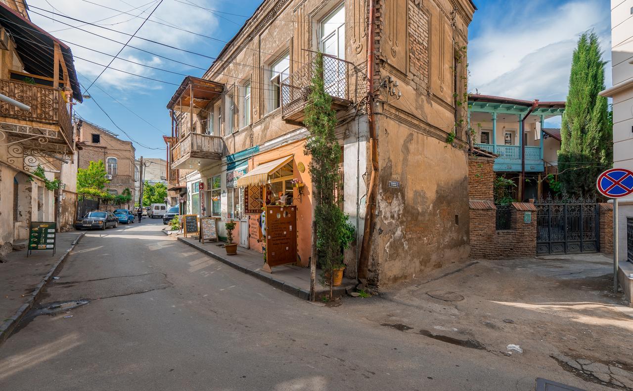 Gallery Apartment Tbilisi Exterior photo