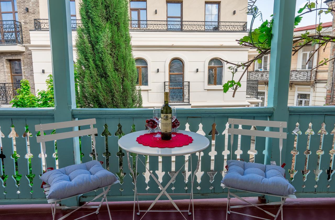 Gallery Apartment Tbilisi Exterior photo