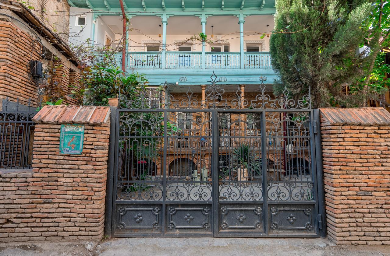Gallery Apartment Tbilisi Exterior photo