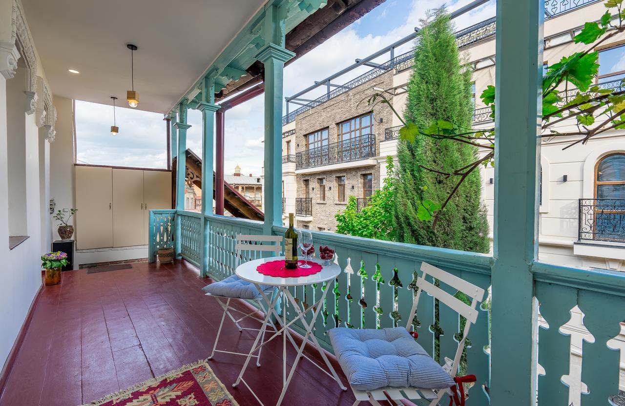 Gallery Apartment Tbilisi Exterior photo