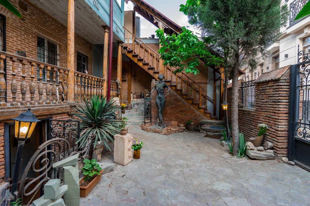 Gallery Apartment Tbilisi Exterior photo